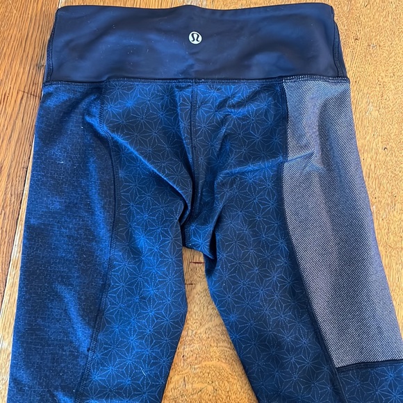 Lululemon leggings - Picture 5 of 6